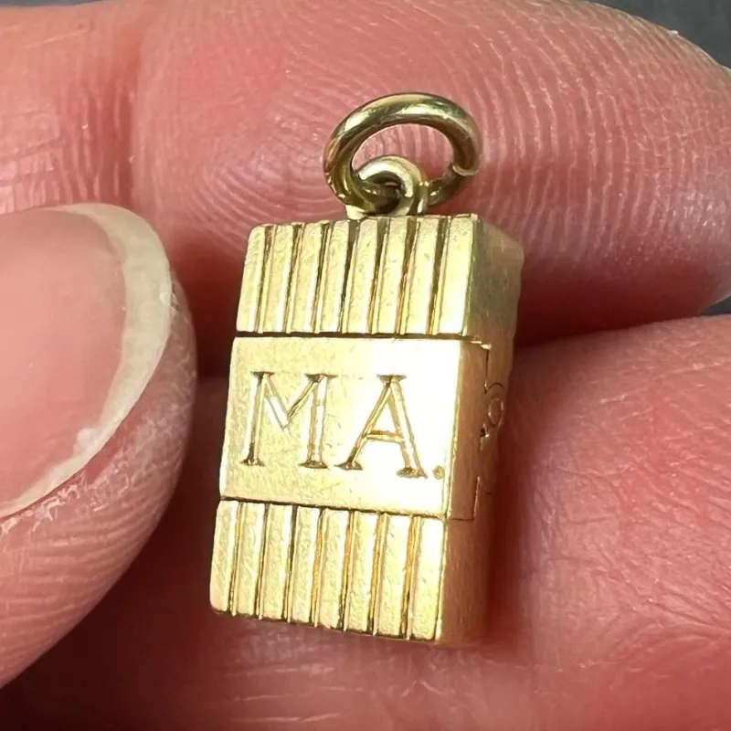 Pamono Vintage Art Deco Folding Fob Seal Initials Am 18k Yellow Gold Charm Pendant, 1920s> Necklaces