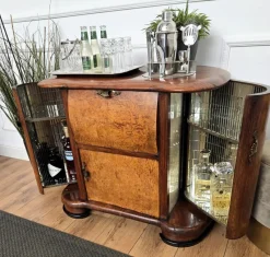 Pamono Vintage Art Deco Italian Walnut Burl and Mirror Mosaic Dry Bar Cabinet by Paolo Buffa, 1950s><noscript><img width=