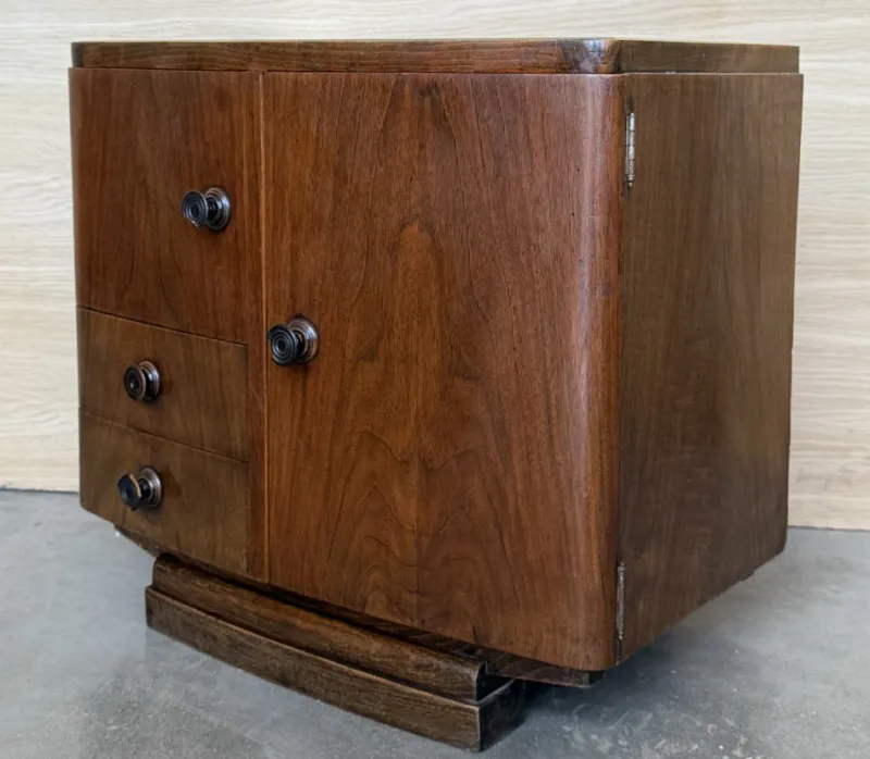 Pamono Vintage Art Deco Spanish Walnut Nightstands, 1950, Set of 2> Nightstands