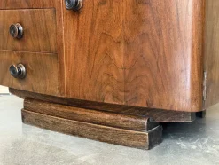 Pamono Vintage Art Deco Spanish Walnut Nightstands, 1950, Set of 2><noscript><img width=