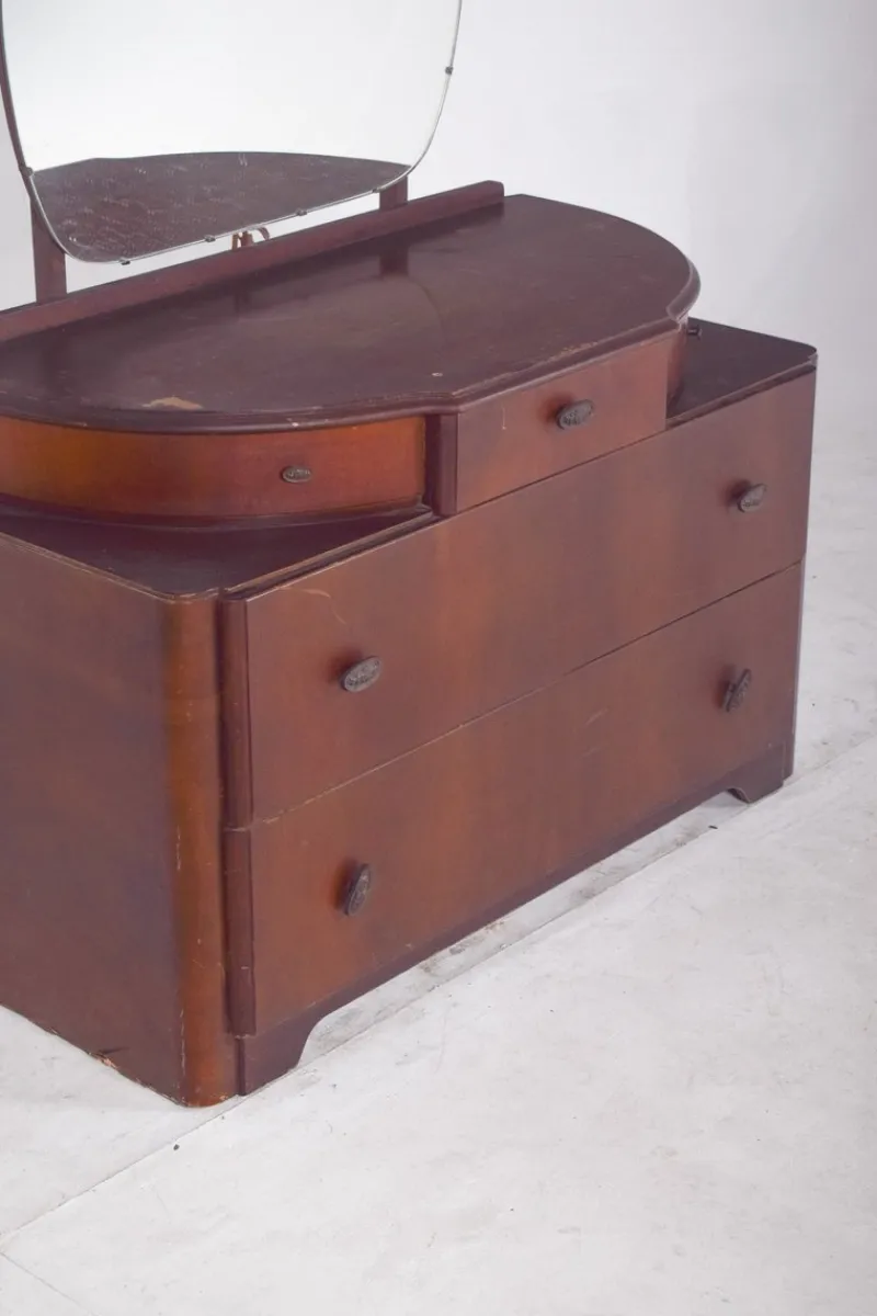 Pamono Vintage Art Deco Walnut Dressing Table, 1920s> Dressing Tables