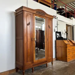 Pamono Vintage Art Nouveau Wardrobe in Oak, 1920><noscript><img width=