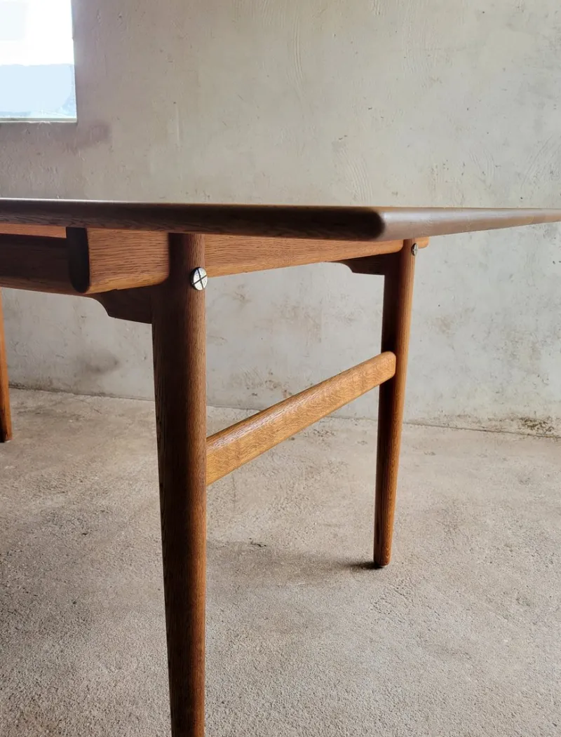 Pamono Vintage AT327 Dining Table in Oak by Hans J. Wegner for Andreas Tuck, 1967