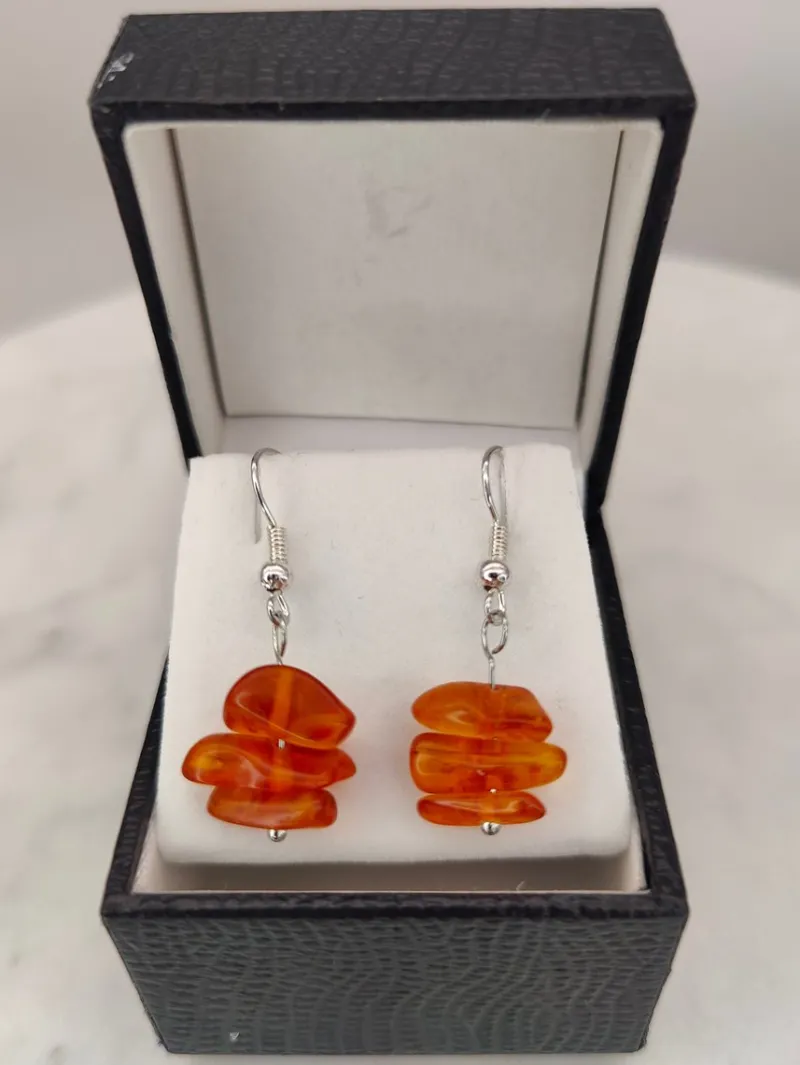 Pamono Vintage Baltic Amber Necklace, Bracelet and Earrings, Set of 4> Necklaces