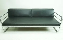 Pamono Vintage Bauhaus Sofa Daybed in Black Leather by Robert Slezak, 1930s> Daybeds & Chaises Lounges
