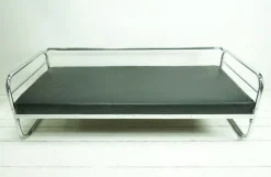 Pamono Vintage Bauhaus Sofa Daybed in Black Leather by Robert Slezak, 1930s><noscript><img width=