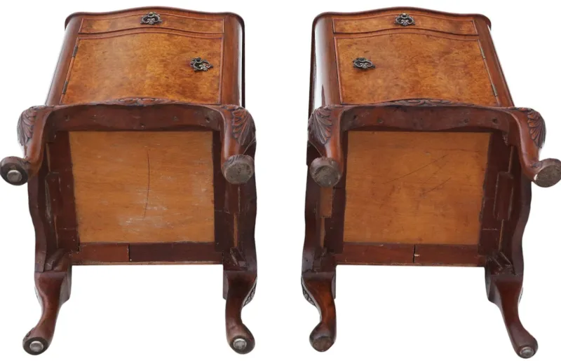 Pamono Vintage Bedside Tables in Burr Walnut, 1920, Set of 2> Nightstands
