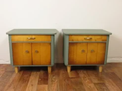 Sale Pamono Vintage Bedside Tables, 1950s, Set of 2