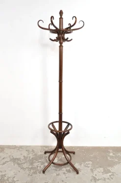 Pamono Vintage Beech Floor Coat Rack in Thonet Style, 1950s><noscript><img width=