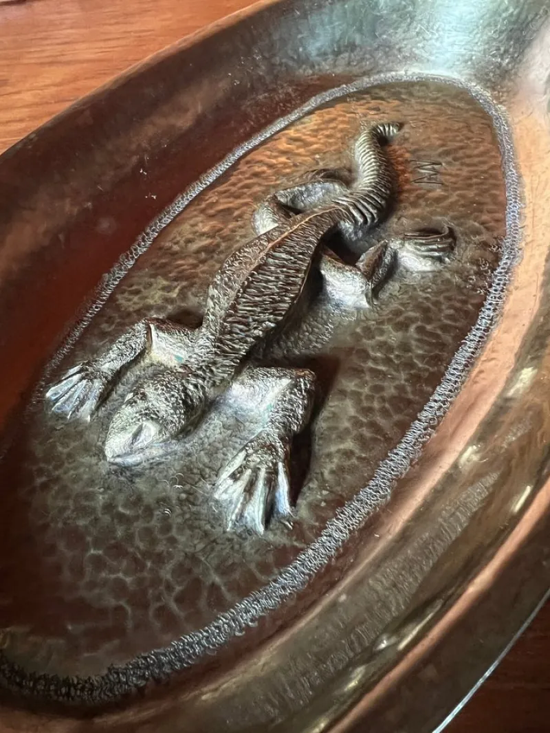 Pamono Vintage Brass Bowl with Raised Salamander, 1930s> Bowls