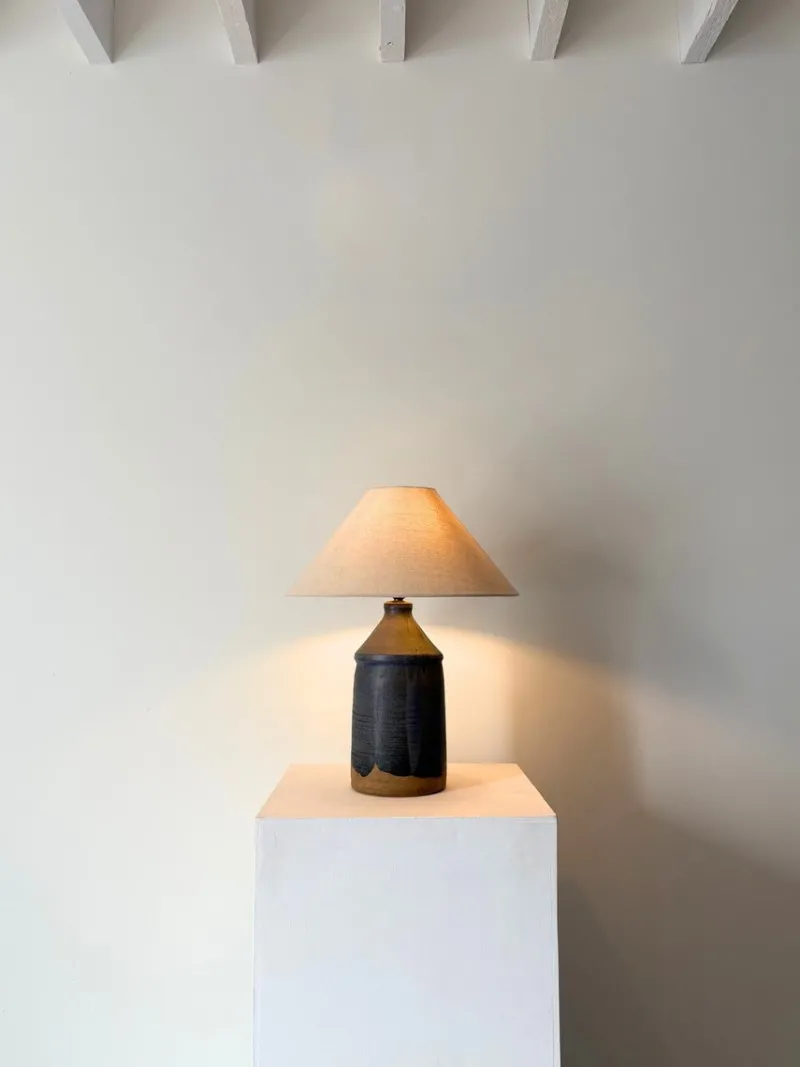 Pamono Vintage British Studio Pottery Lamp in Midnight Blue, 1950> Table Lamps