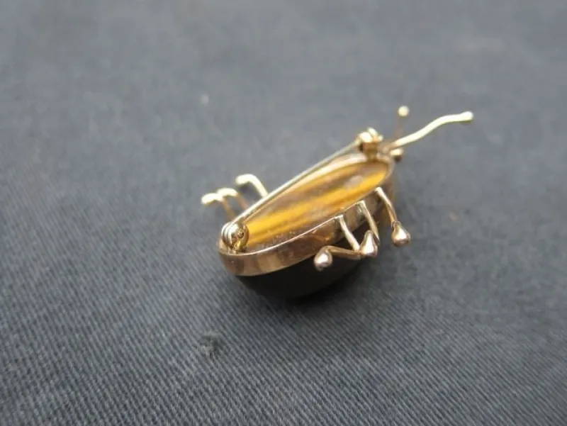 Pamono Vintage Brooch in 14 Karat Gold with Tiger Eye Stone> Brooches