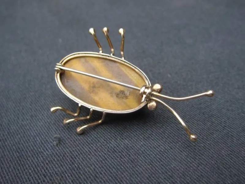 Pamono Vintage Brooch in 14 Karat Gold with Tiger Eye Stone> Brooches