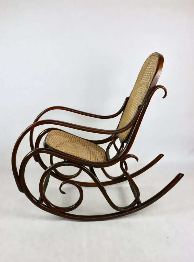 Pamono Vintage Brown Rocking Chair by Michael Thonet> Rocking Chairs