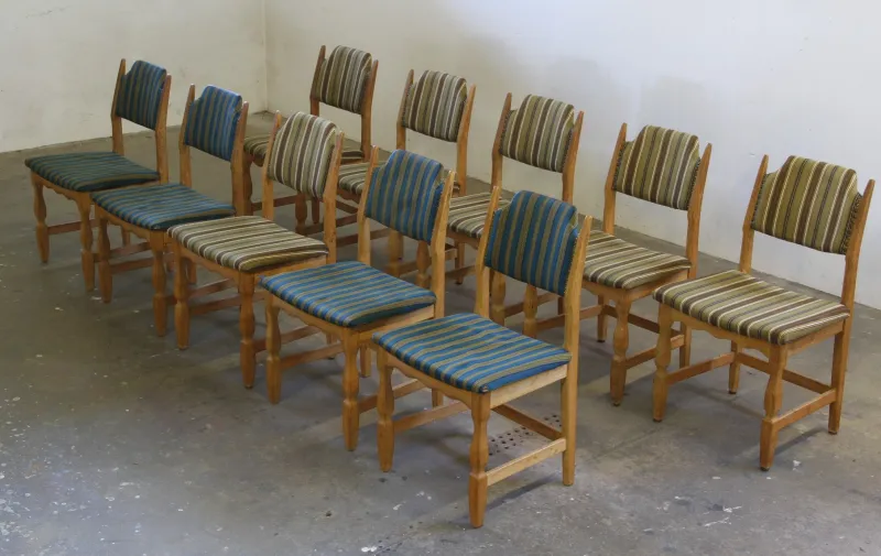 Pamono Vintage Brutalist Oak Dining Chairs by Henning Kjærnulf, 1960s, Set of 10> Side Chairs & Dining Chairs