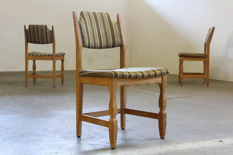 Pamono Vintage Brutalist Oak Dining Chairs by Henning Kjærnulf, 1960s, Set of 10> Side Chairs & Dining Chairs