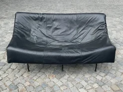 Sale Pamono Vintage Butterfly Black Leather Sofa and Lounge Chairs by Gerard Van Den Berg for Montis, 1980s, Set of 3