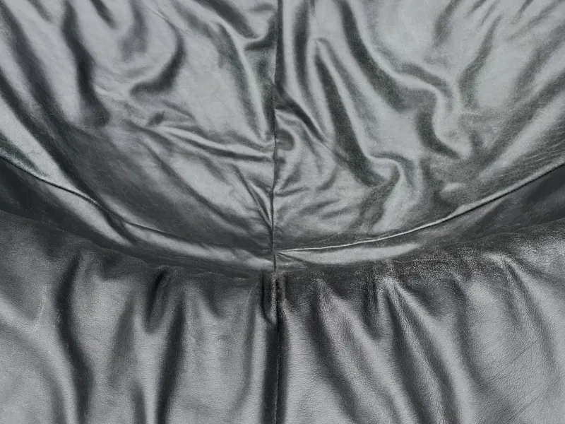 Sale Pamono Vintage Butterfly Black Leather Sofa and Lounge Chairs by Gerard Van Den Berg for Montis, 1980s, Set of 3
