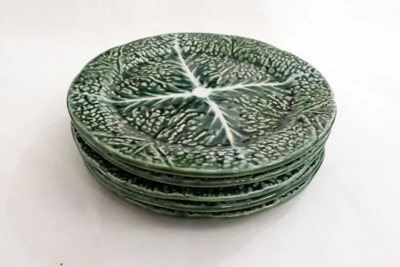 Pamono Vintage Cabbage Leaf Dinner Plates in Portugal Slipware, 1960s, Set of 5> Dinner Plates & Bowls