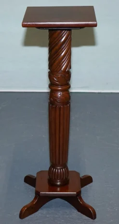 Pamono Vintage Carved Hardwood Barley Twist Pedestal Stand><noscript><img width=