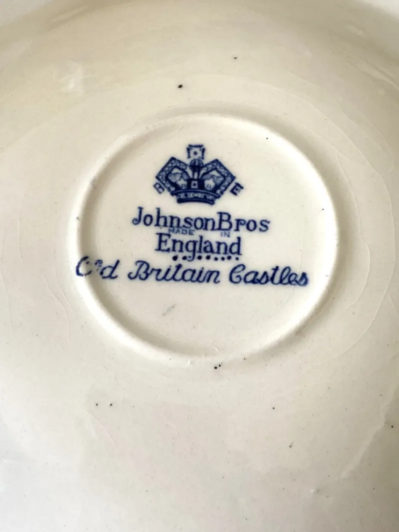 Pamono Vintage Castles Blue Edit Coffee Chocolate Tea Set from Johnson Brothers Bros, 1950s, Set of 15> Coffee & Tea Service