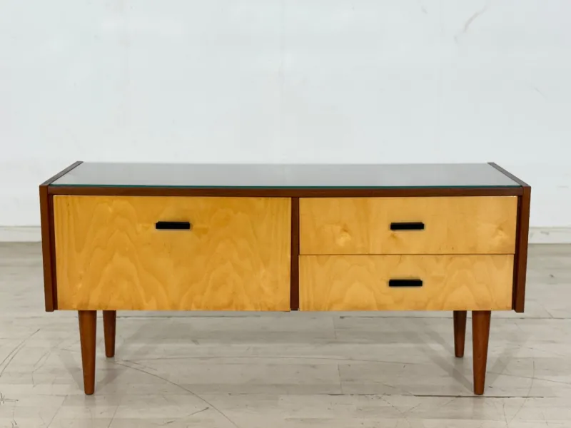 Pamono Vintage Chest of Drawers in Wood> Dressers, Commodes & Chests