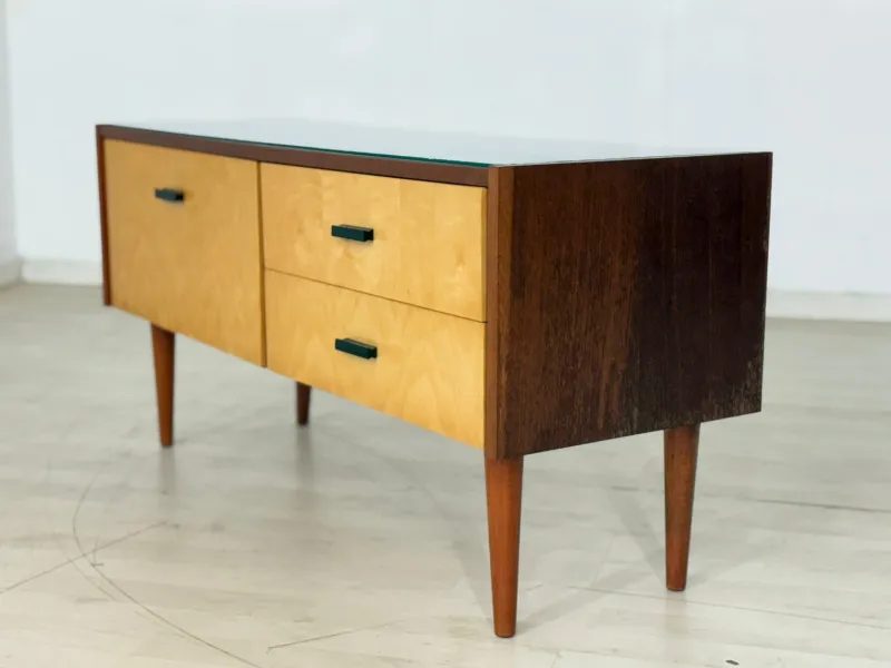Pamono Vintage Chest of Drawers in Wood> Dressers, Commodes & Chests