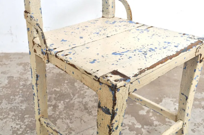 Pamono Vintage Childrens Chair in Wood