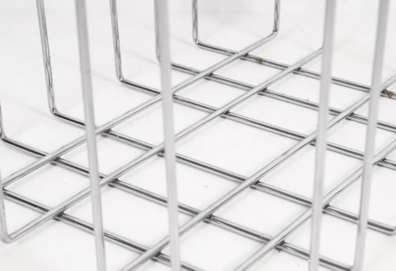 Pamono Vintage Chrome-Plated Magazine Rack in the of Style Willi Glaeser for TMP, 1980s> Magazine Racks