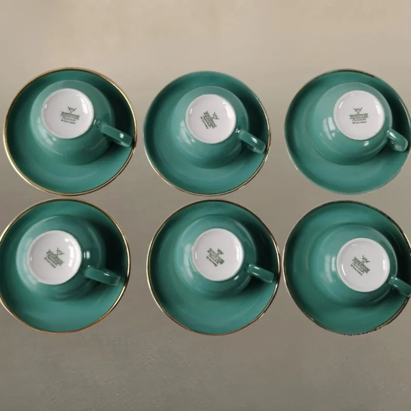 Pamono Vintage Coffee Cups in Turquoise Green Porcelain with Gold Detailing from Mitterteich Bavaria, 1950s, Set of 12> Coffee & Tea Service