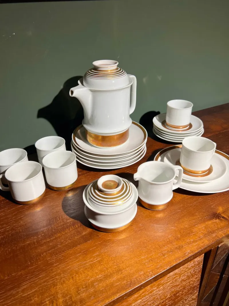 Pamono Vintage Coffee Service for Six People in 14K Gold Leaf, 1970s, Set of 21> Coffee & Tea Service