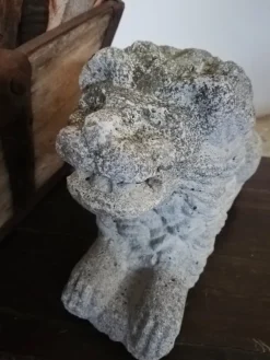Pamono Vintage Concrete Lion Garden Statue><noscript><img width=