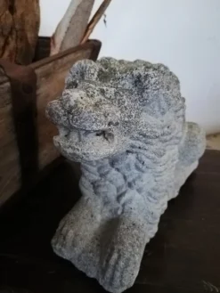 Pamono Vintage Concrete Lion Garden Statue><noscript><img width=