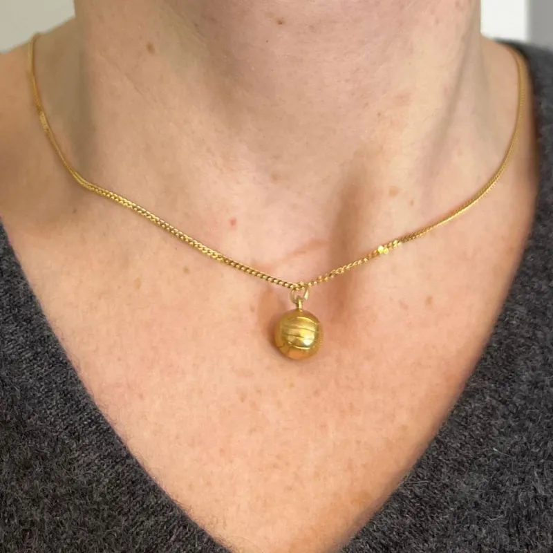 Pamono Vintage 18ct Gold Football Soccer Ball Charm Pendant, 1960s> Necklaces
