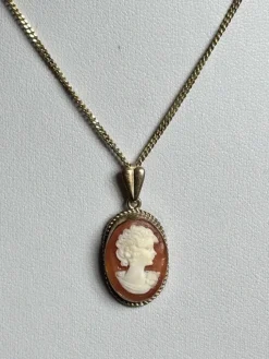 Hot Pamono Vintage 9ct Gold Shell Cameo Pendant Necklace