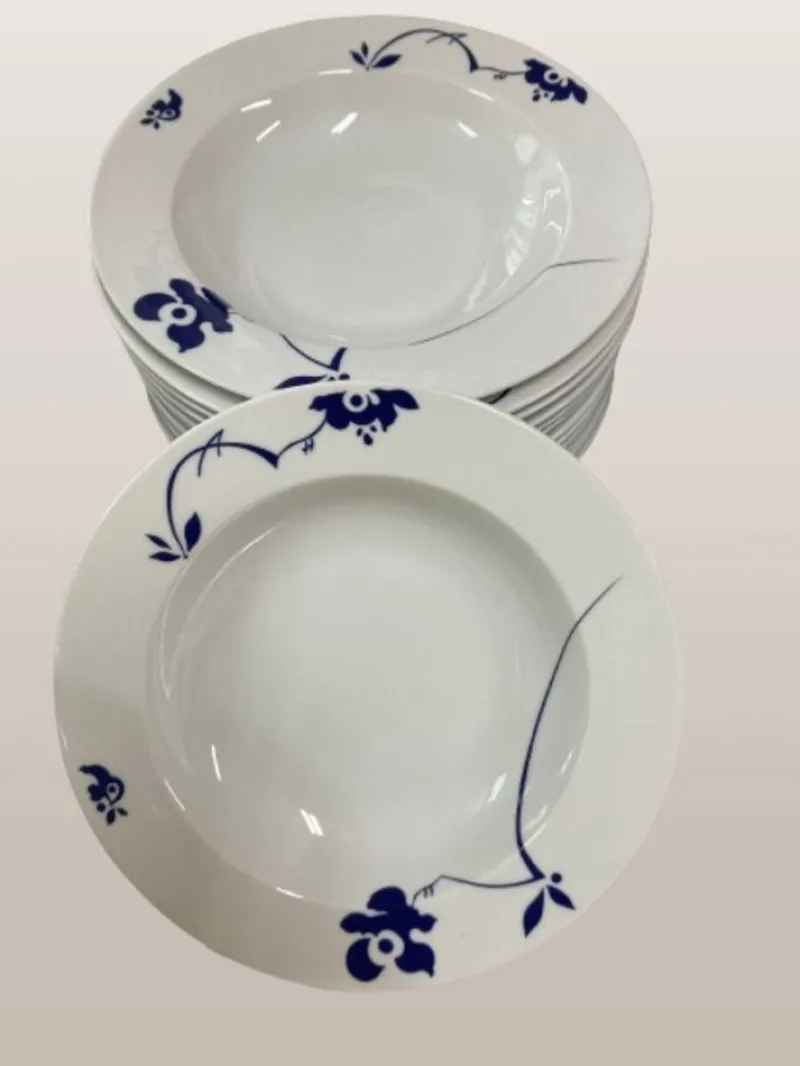 Pamono Vintage Czech Bohemia Glazed Porcelain Table Set, Czechoslovakia, 1980s, Set of 52> Serving Dishes