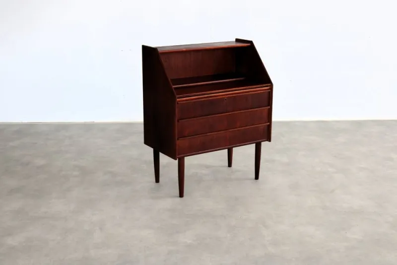 Sale Pamono Vintage Danish Chest of Drawers, 1960s