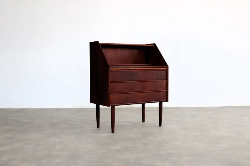 Sale Pamono Vintage Danish Chest of Drawers, 1960s