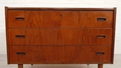Pamono Vintage Danish Chest of Drawers in Teak><noscript><img width=
