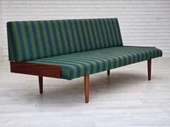 Pamono Vintage Danish Daybed in Furniture Wool and Teak, 1970s> Daybeds & Chaises Lounges