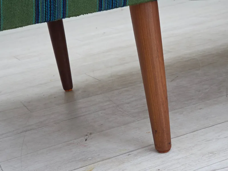 Pamono Vintage Danish Daybed in Furniture Wool and Teak, 1970s> Daybeds & Chaises Lounges
