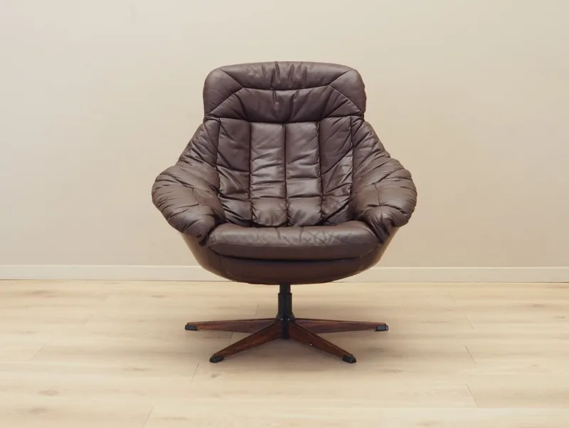 Outlet Pamono Vintage Danish Leather Swivel Chair by H.W. Klein for Bramin, 1960s