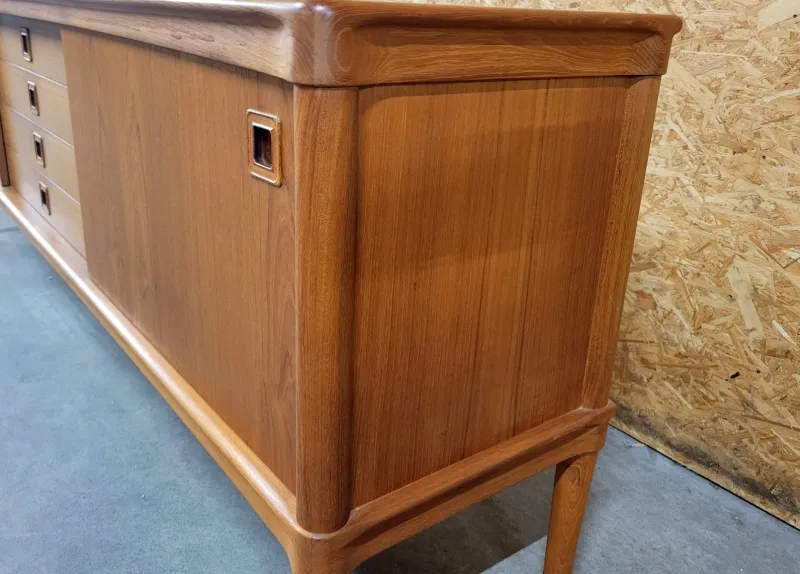 Pamono Vintage Danish Sideboard by H.W. Klein for Bramin, 1960> Sideboards & Buffets