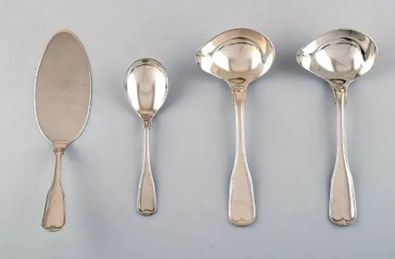 Pamono Vintage Danish Silver Fluted 6-Person Dinner Service, Set of 22> Cutlery & Serving Utensils
