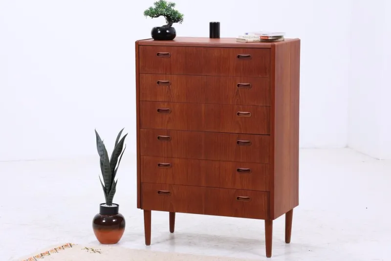 Pamono Vintage Danish Teak Chest of Drawers, 1960s> Dressers, Commodes & Chests