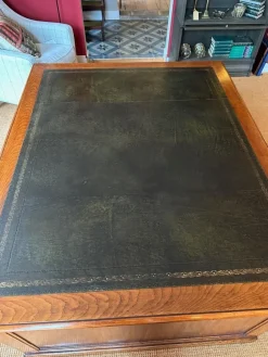 Pamono Vintage Desk in Oak><noscript><img width=