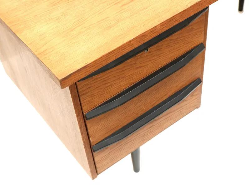 Pamono Vintage Desk with Six Drawers on Legs, 1960s> Desks