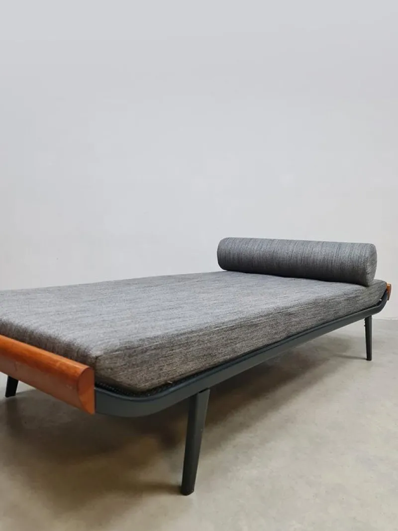 Pamono Vintage Dutch Cleopatra Daybed Dick Cordemeijer for Auping, 1960s> Daybeds & Chaises Lounges