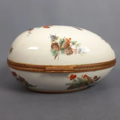 Sale Pamono Vintage Egg-Shaped Box in Porcelain from Limoges, 1960s