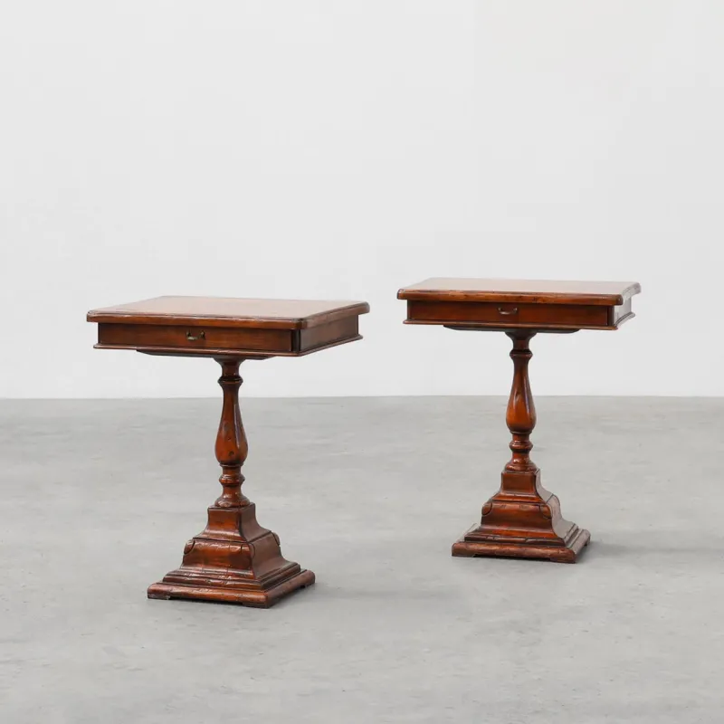Pamono Vintage English Nightstands, 1950s, Set of 2> Nightstands